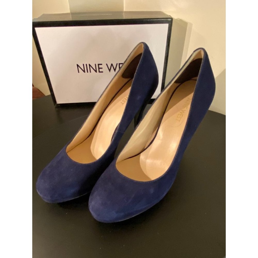 Blue Suede Pumps Nine West Womens size 8.5